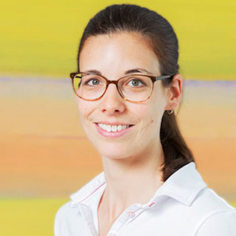 Dr-Med-Catherine-Muff_515x492.jpg